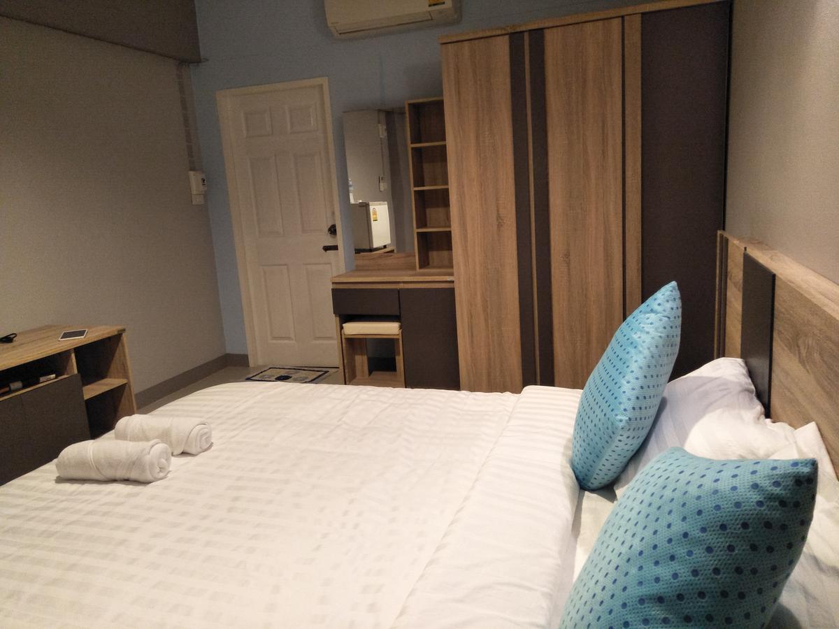 Rinrada Place Hotel อุบลราชธานี ภายนอก รูปภาพ
