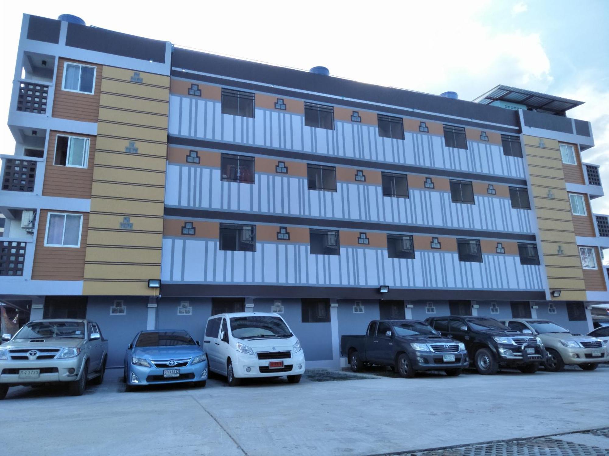 Rinrada Place Hotel อุบลราชธานี ภายนอก รูปภาพ