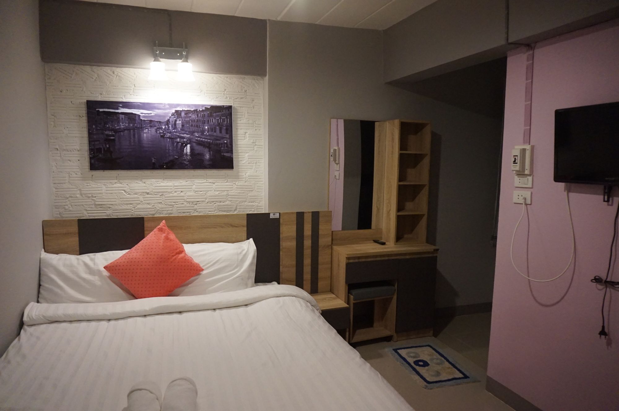 Rinrada Place Hotel อุบลราชธานี ภายนอก รูปภาพ